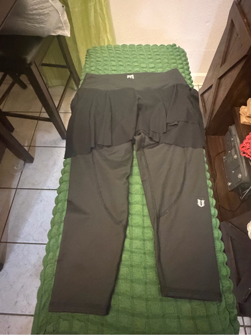 EleVen by Venus Williams Black Athletic Leggings with Skirt Overlay